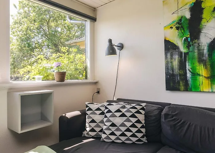 Two-Bedroom Holiday home in Bogø By 1 Feriehus